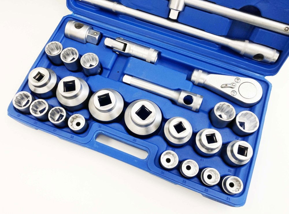 SOCKET SET 26 PIECES 3/4 AND 1 DRIVE 21mm-65mm CARBON STEEL - TOOLZONE KDPSS301