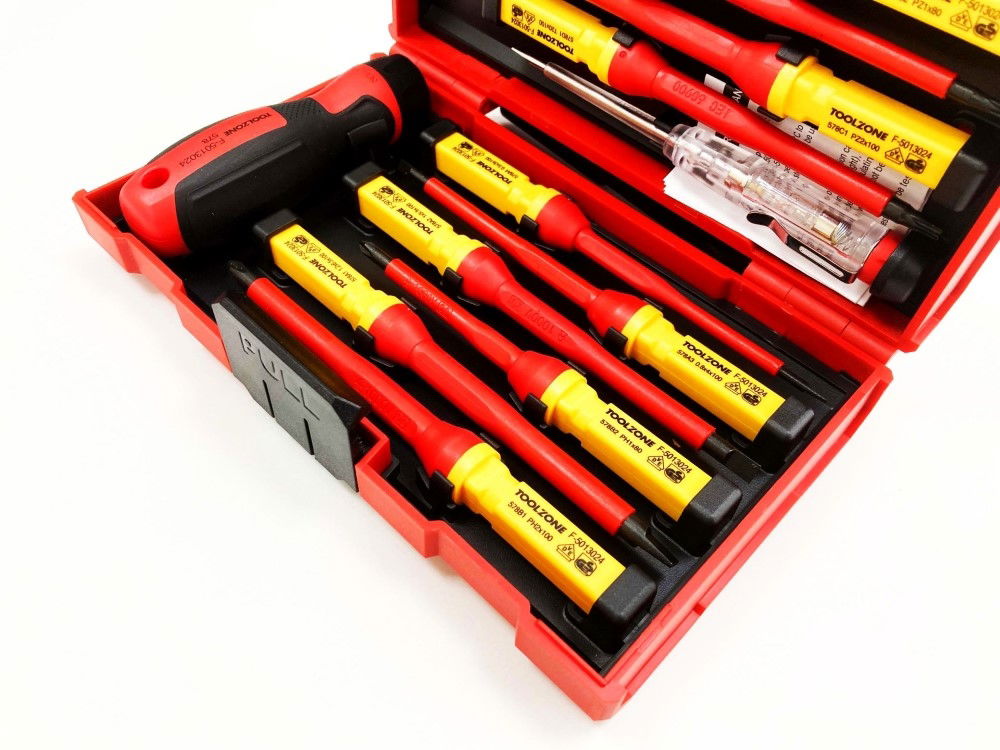INTERCHANGEABLE VDE SCREWDRIVER SET 13PC WITH VOLTAGE TESTER - TOOLZONE KDPSD082