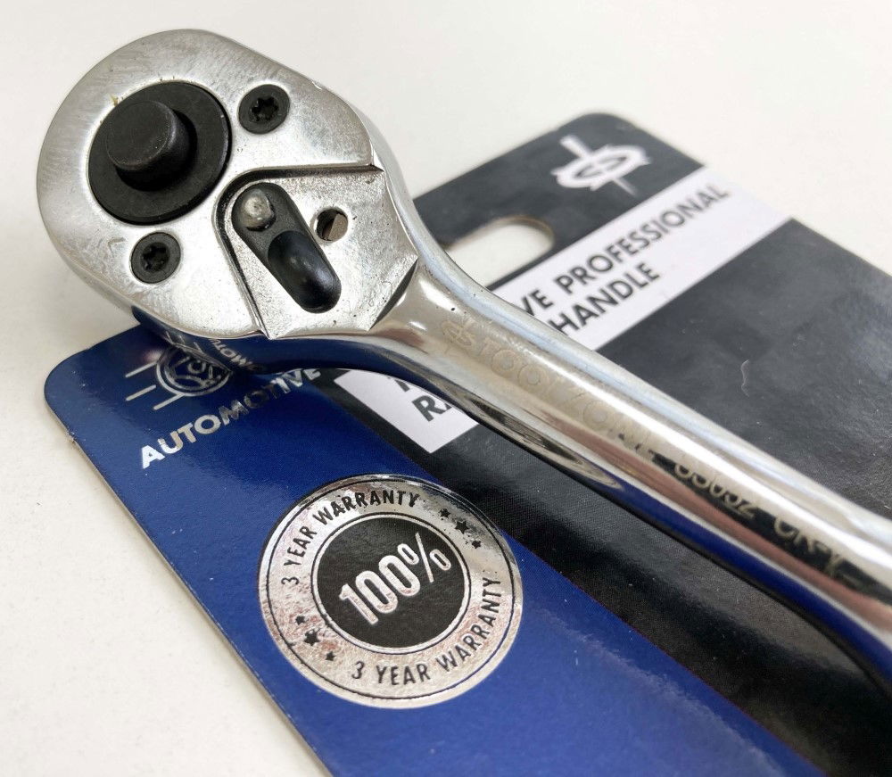 RATCHET HANDLE 1/4 DRIVE PROFESSIONAL POLISHED 150mm CRV QUICK RELEASE - TOOLZONE KDPSS052