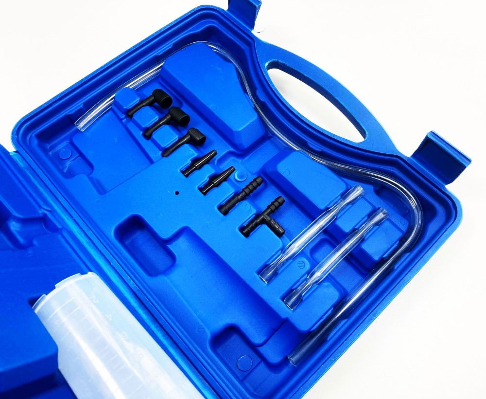 HAND HELD VACUUM PUMP SET 16pc WITH PRESSURE GAUGE 0-30inhg 0-760mmhg - TOOLZONE KDPAU010