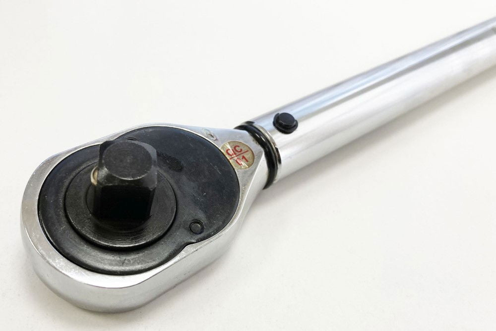 TORQUE WRENCH 1/2 DRIVE 42-210nm ISO6789 CRV SATIN FINISH - TOOLZONE KDPSS174