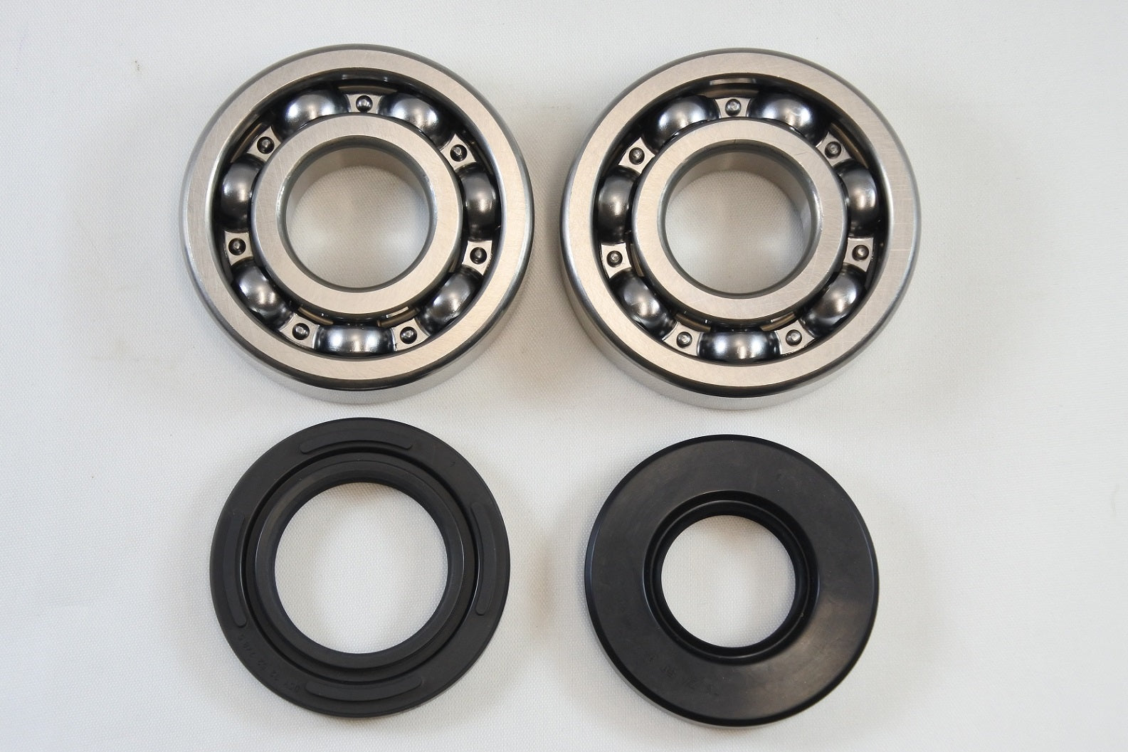 MAIN BEARING AND SEAL KIT 79-81 SUZUKI PE RM RS 250 VINTCO KMB019