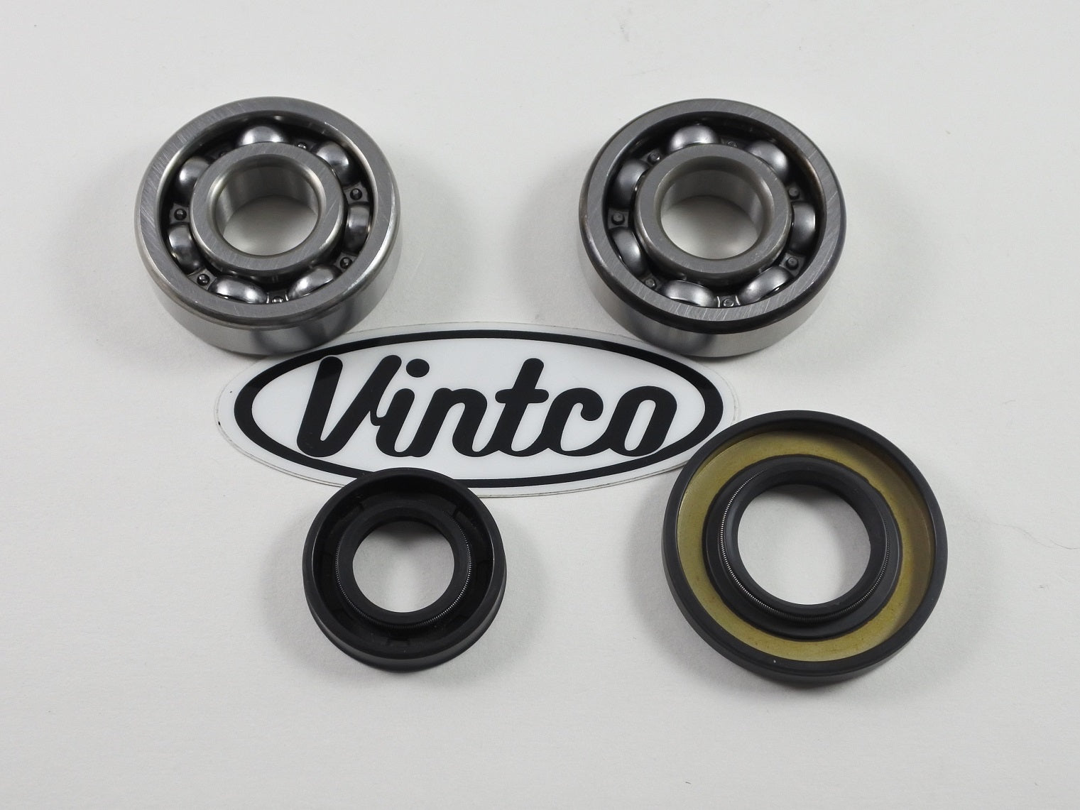 MAIN BEARING AND SEAL KIT 72-77 SUZUKI RV 90 VINTCO KMB049
