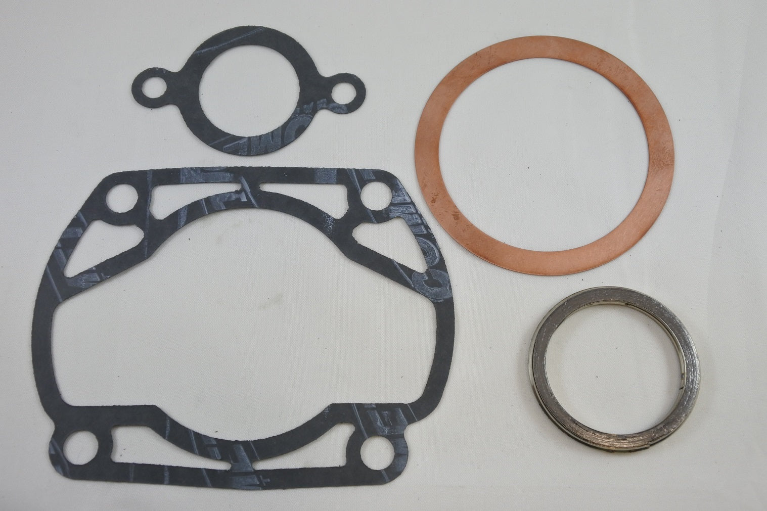 TOP END GASKET KIT 72-75 SUZUKI TM 250 70-71mm BORE VINTCO KTE023