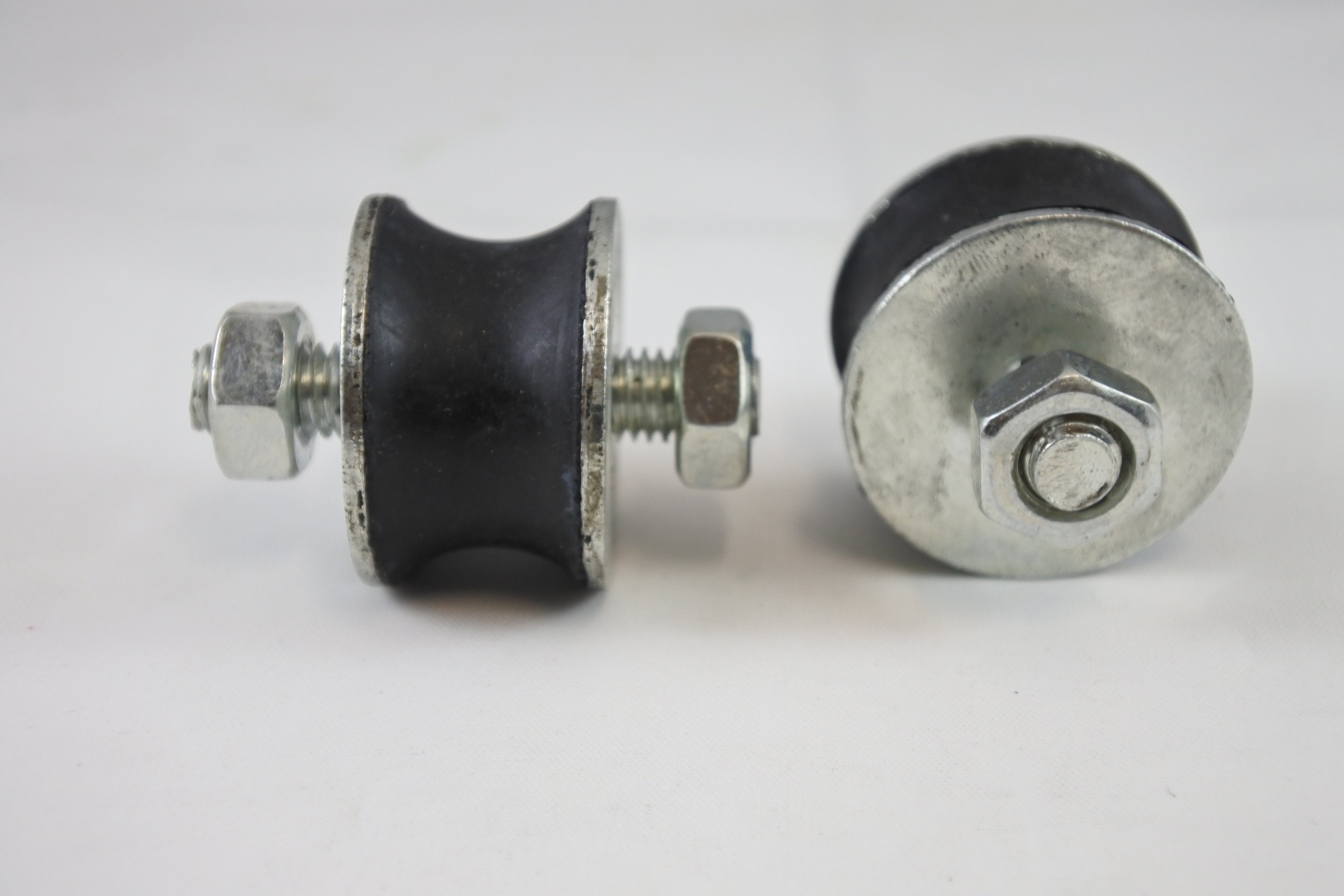 EXHAUST PIPE MOUNT 70-78 OSSA STILETTO PIONEER PHANTOM SDR ISDT VINTCO OW-112-946M