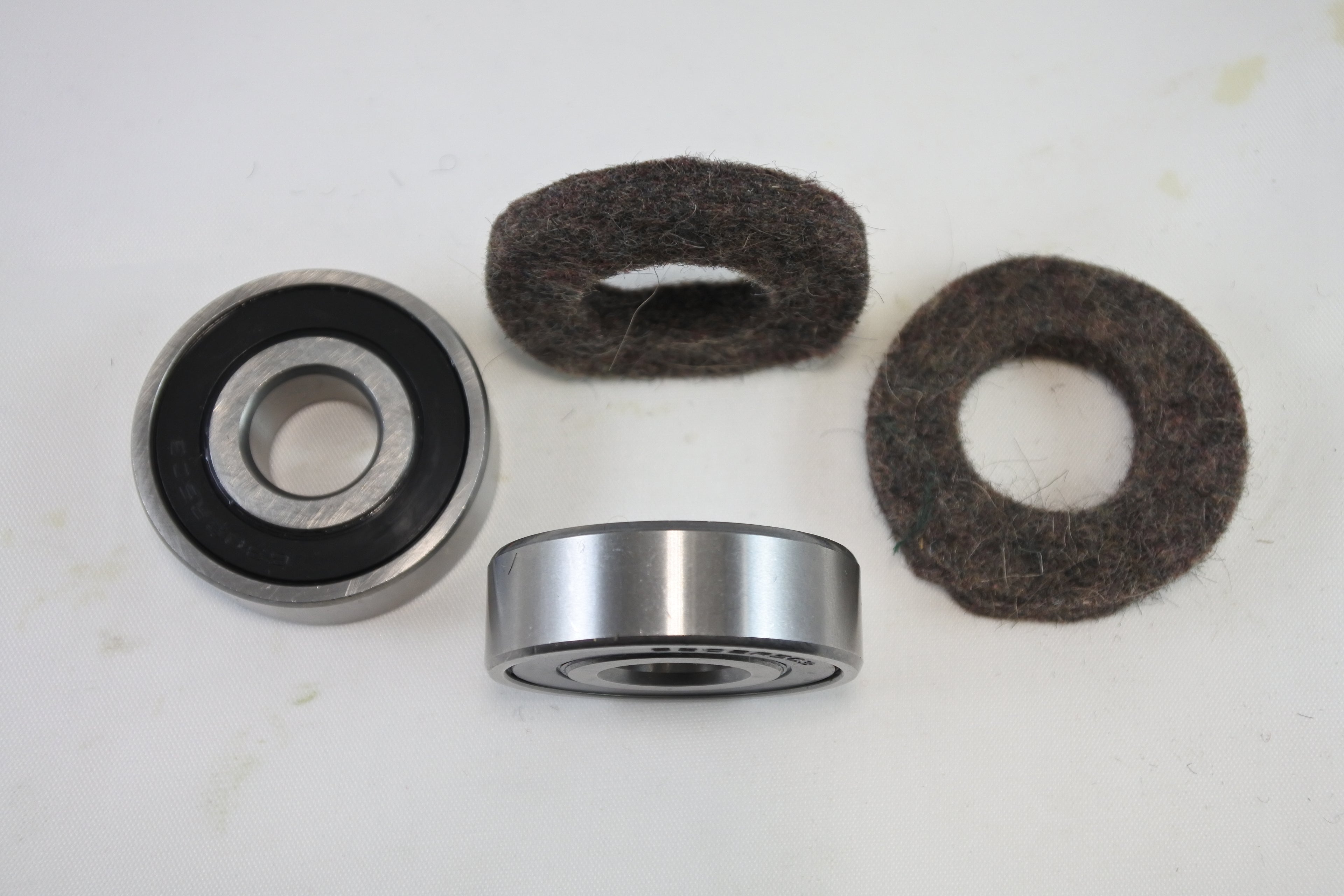 FRONT WHEEL BEARING KIT 70-73 OSSA PIONEER SDR 175 250 VINTCO OW-WK-002-F