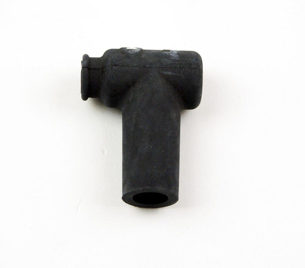 PLUG CAP RUBBER LB05EMH 8338
